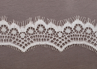 Crochet कपड़ा निर्यातक 100 सफेद सूती स्कैलप्ड बरौनी फीता महिलाओं के लिए ट्रिम