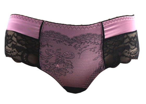 सुंदर साटन मोर्चे पर साथ बहुत सहज फीता ट्रिम Boyshort Panty