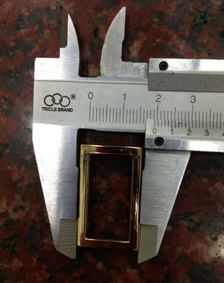 परिधान और बेल्ट 1.9cm एक्स 3.2cm फैशन के लिए धातु पट्टी धातु ट्रिम